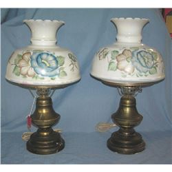 Pair of great vintage colonial style table lamps