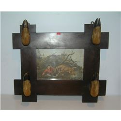 Adirondack style deer hoof decorative gun rack