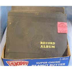 Large group of antique 78rpm records in albums