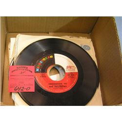 Group of vintage 45rpm records