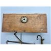 Image 3 : Antique Gold Scale