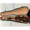 Image 21 : Antique Violin and Case
