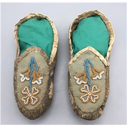 Antique Plateau Moccasins