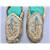 Image 6 : Antique Plateau Moccasins