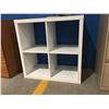 Image 1 : WHITE 4 CUBBY STORAGE SHELF UNIT