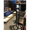 Image 1 : INSTANCE SNOWBOARD DISPLAY/STORAGE STAND