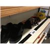 Image 1 : SHELF LOT OF ASSTD SKATEBOARD GEAR - OSIRIS SIZE 9 SHOES/2 PAIRS OF GLOVES/TOQUE/HAT/BELT/NEW