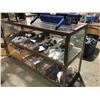 Image 2 : 3 PCE STEEL & PLEXI-GLASS SHOWCASE SYSTEM