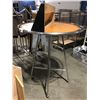 Image 2 : ROUND CLOTHING DISPLAY STAND & MIRROR