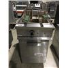 Image 1 : GARLAND DEEP FRYER