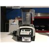 Image 1 : VITA-MIX T&G2 BLENDING STATION COMMERCIAL BLENDER