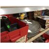 Image 1 : SHELF LOT OF BAKING PANS & TORTILLA WARMERS