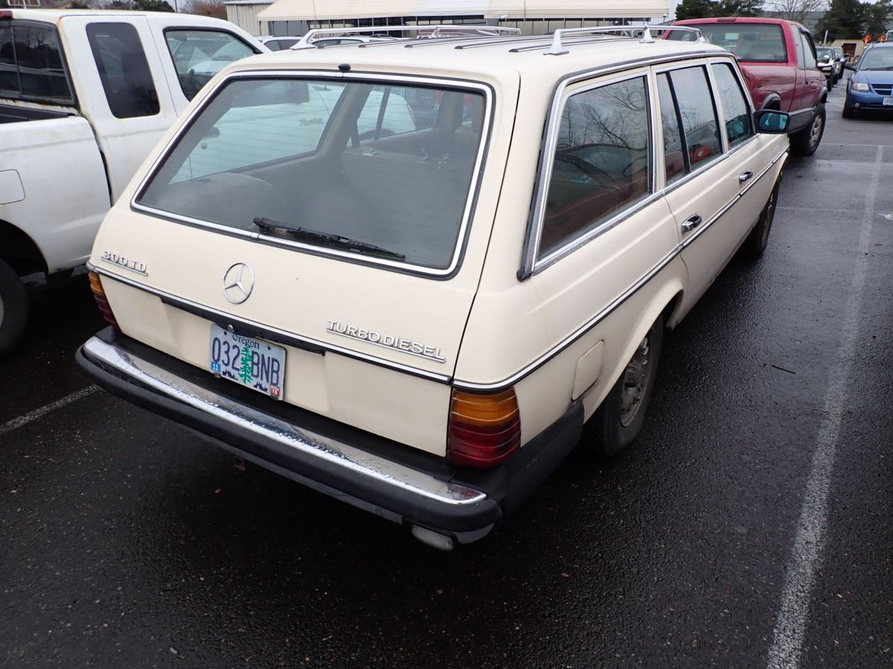 1985 Mercedes-Benz 300TD - Speeds Auto Auctions
