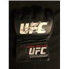 Image 1 : THIAGO SILVA SIGNED OFFICIAL UFC GLOVE