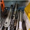 Image 3 : 4 TRIPODS