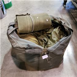 VINTAGE MILITARY PARACHUTE W/ ADJUSTABLE WEAPON CASE