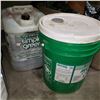Image 1 : 2 PAILS OF CLEANER