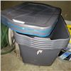 Image 2 : 5 TOTES W/ LIDS