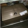 Image 2 : LOCK BOX W/ KEY