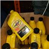 Image 2 : BOX OF TRANSMISSION FLUID AND MOTOR OIL