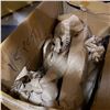 Image 2 : BOX OF WOOD FIGURES