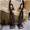 Image 2 : BOX OF WOOD FIGURES