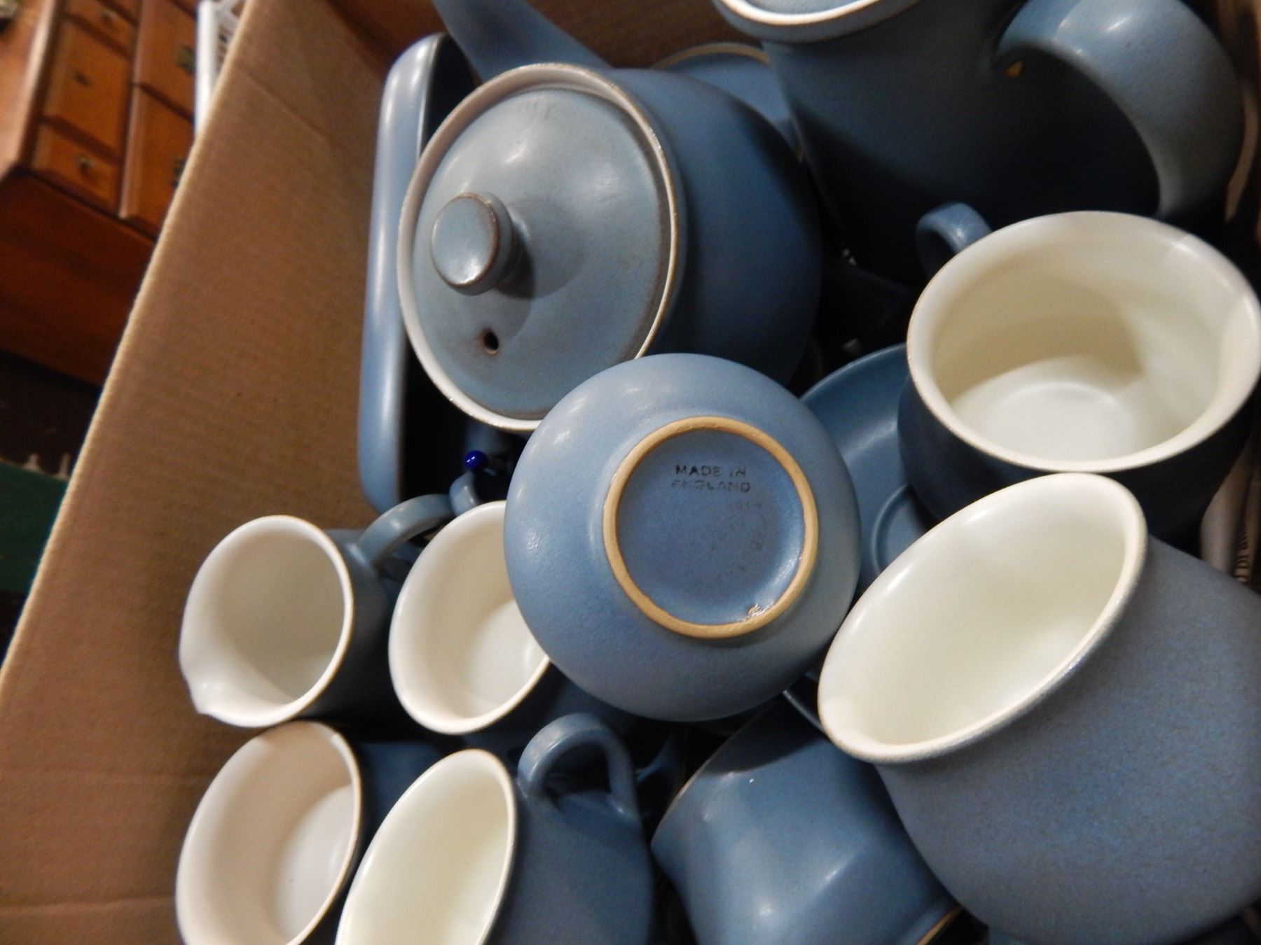 LOT OF BLUE DENBY MADE IN ENGLAND DINNERWARE LOT OF BLUE DENBY MADE IN ENGLAND DINNERWARE