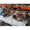 Image 2 : VINTAGE WAGON WHEEL CHANDELIER
