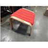 Image 2 : BENTWOOD OTTOMAN
