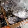 Image 2 : BOX OF CABINET DOOR HANDLES