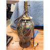 Image 2 : DECORATIVE TABLE LAMP AND EASTERN STYLE TABLE LAMP