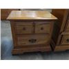 Image 2 : 6 DRAWER WALNUT DRESSER WITH MIRROR AND 2 DRAWER NIGHTSTAND