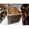 Image 2 : CANADA DRY GINGER ALE WOOD CRATE