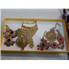 Image 2 : 2 TRAYS OF RHINESTONE JEWELRY AND EASTERN JEWELRY