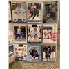 Image 2 : BINDER OF VARIOUS NHL VANCOUVER CANUCKS PLAYER CARDS