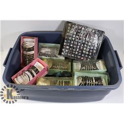 LOT OF ASSORTED JEWELRY.