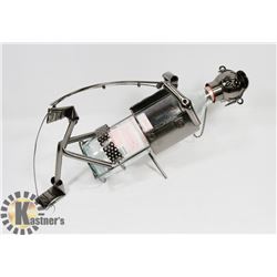 METAL WINE BOTTLE HOLDER FISHERMAN