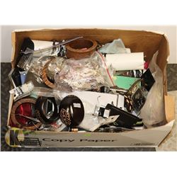 LOT OF ASSORTED JEWELRY.