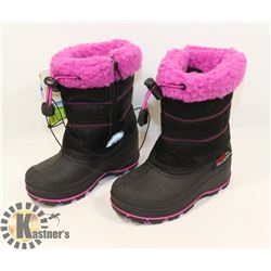 WEATHER SPIRITS GIRLS SIZE 8 WINTER BOOTS, BLACK &