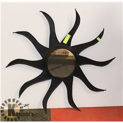 METAL FRAMED STAR MIRROR