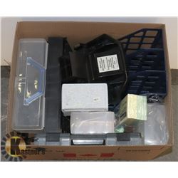 LOT OF OFFICE ACCESSORIES