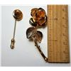 Image 1 : 20)  VINTAGE GOLD TONE LOT OF 2 BROOCHES