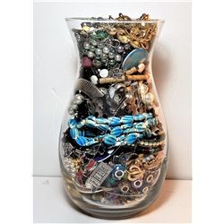 19)  LARGE GLASS VASEAND CONTENTS