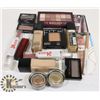 Image 1 : 45) LOT OF ASSORTED MAKE UP