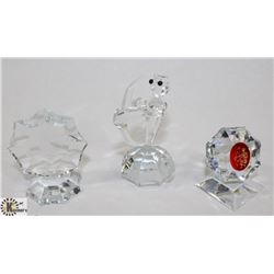 LOT OF 3 CRYSTAL AND GLASS FIGURES