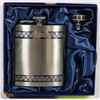 Image 1 : STAINLESS STEEL FLASK WITH FILLER