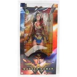 WONDERWOMAN 1:4 SCALE ACTION FIGURE.