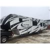 Image 3 : 2013 DUTCHMAN VOLTAGE V3818 44FT TOY HAULER