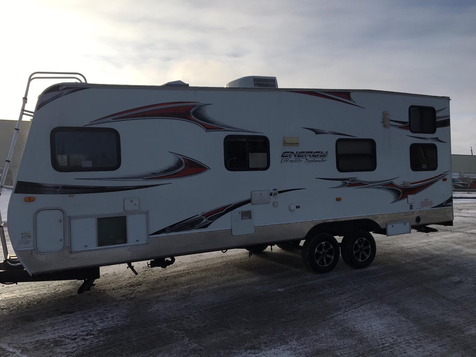 REPO! 2011 KEYSTONE ENERGY 125LFS 29FT TOY HAULER