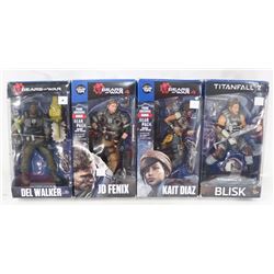 LOT OF ASSORTED VIDEO GAME FIGURINES.